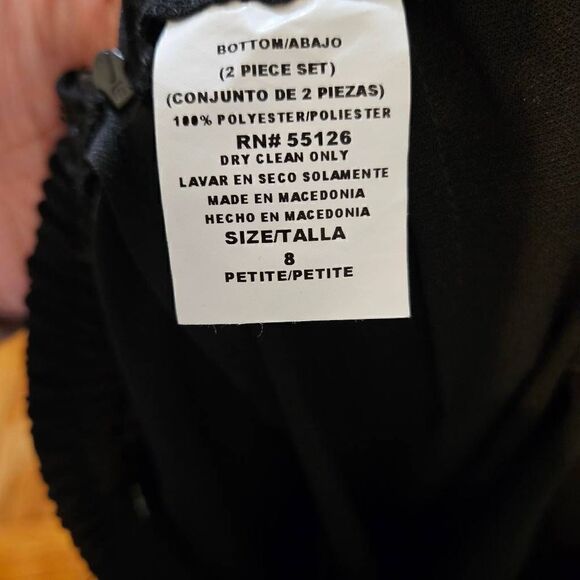 New with tags Bloomingdale's Black Dressy Elactic Waist Dressy Pants Size 8 - Picture 8 of 8